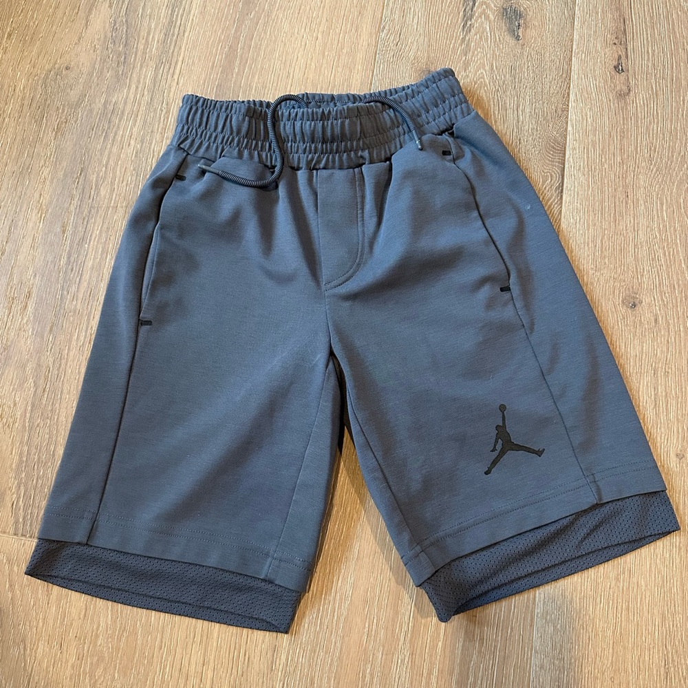 Jordan Kids Shorts Small